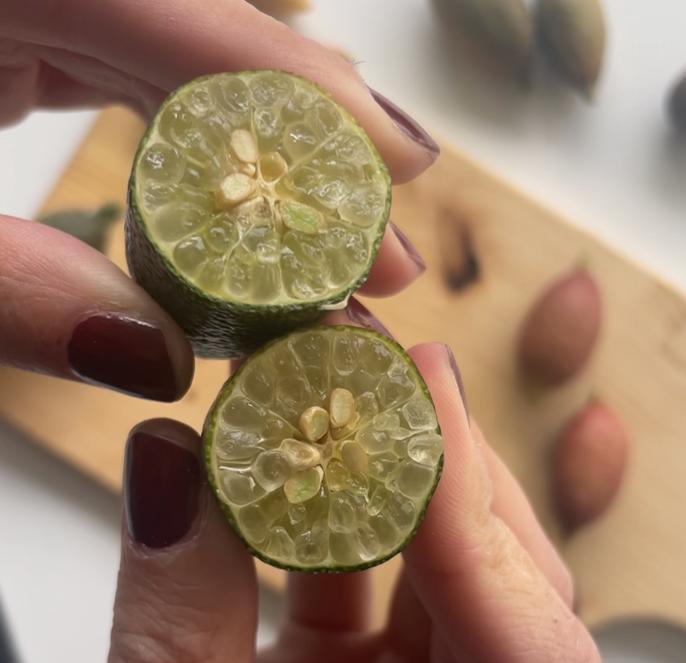 Alla scoperta del Finger Lime: tre ricette semplici e veloci